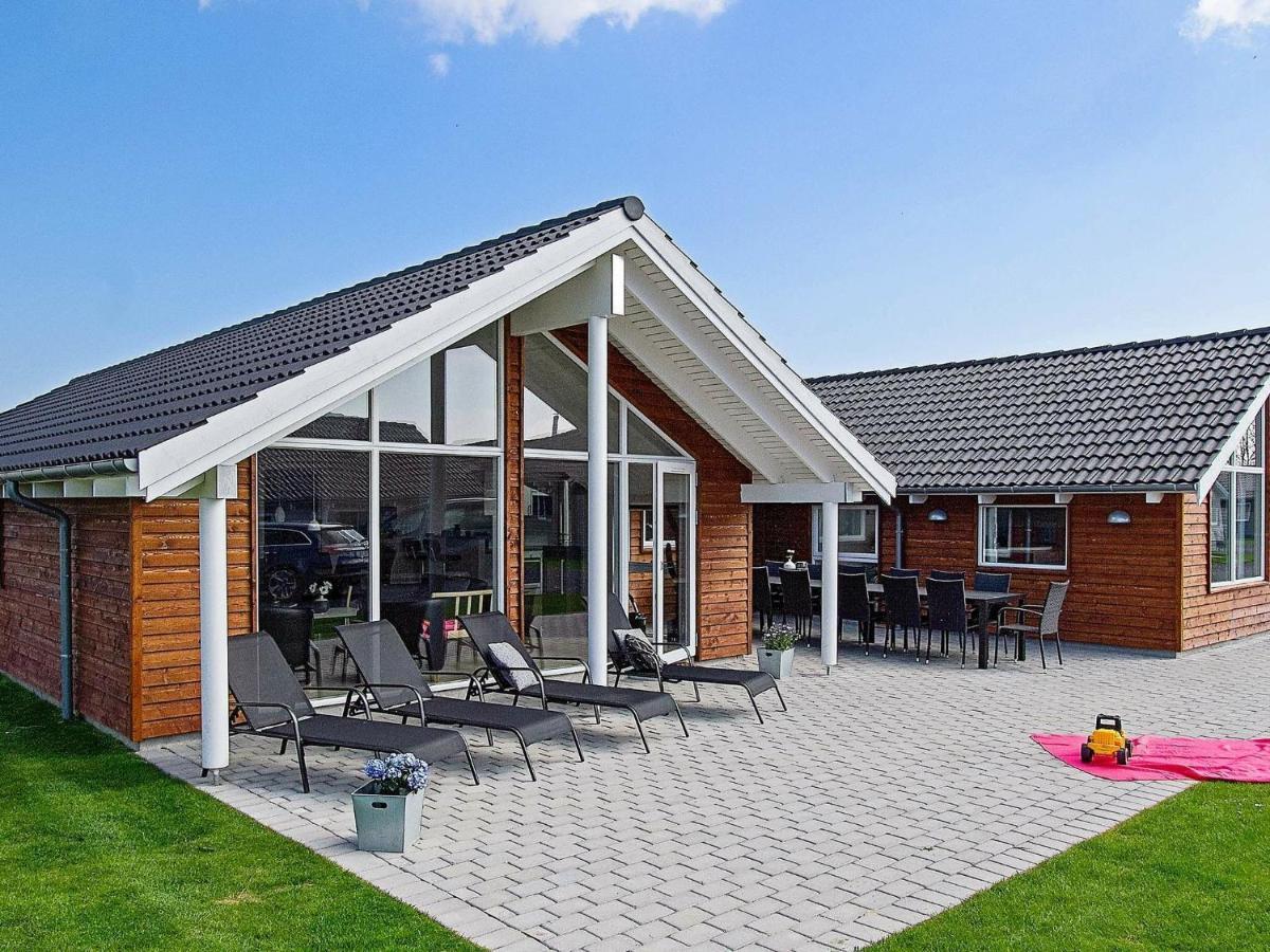 12 Person Holiday Home In Hasselberg Kappeln Oda fotoğraf